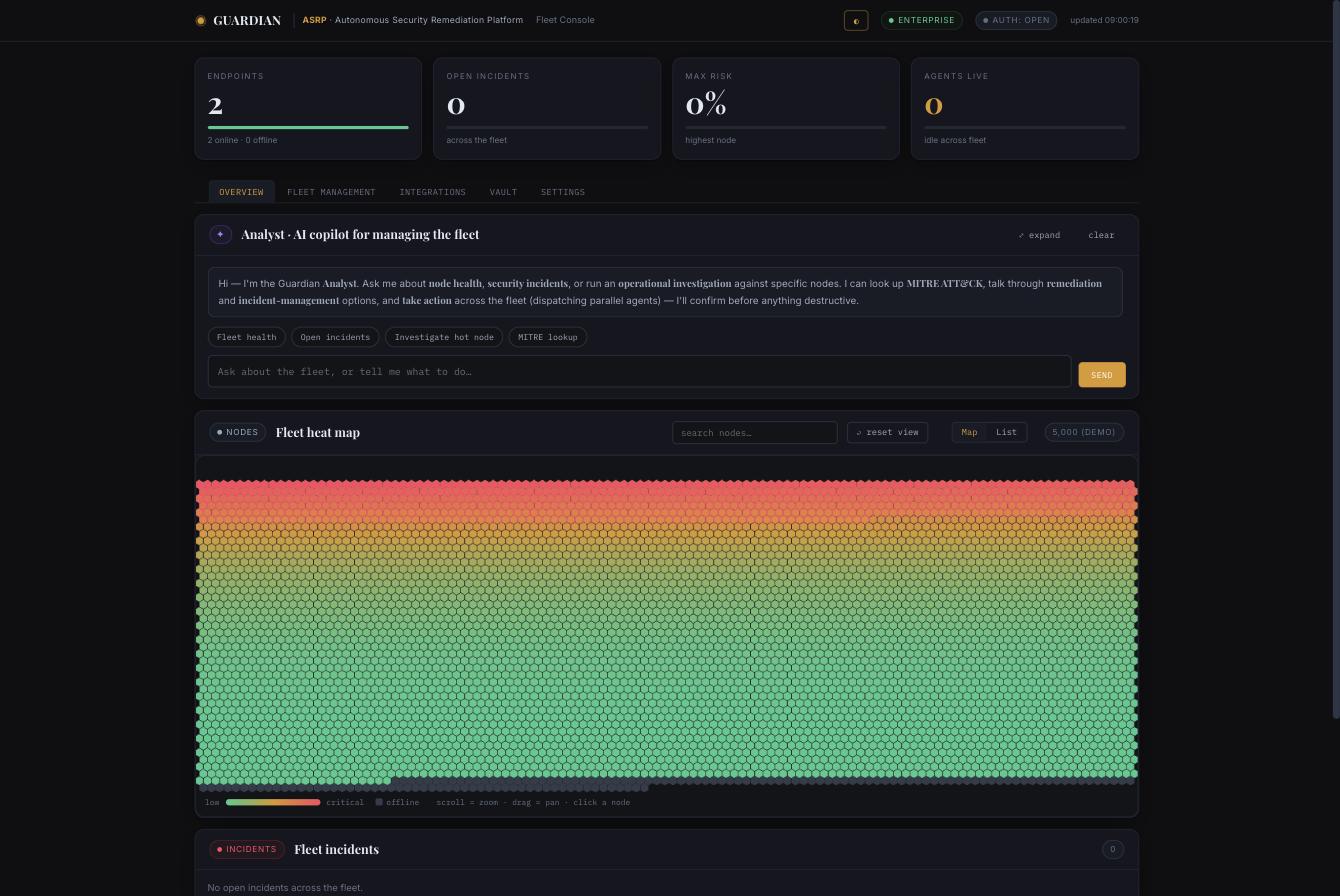 Aura Cyber fleet console with a 5,000-node hexagonal risk heat map and AI Analyst copilot